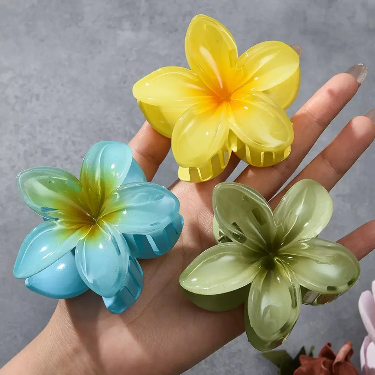 18Pcs Gradient Candy Color Flower Hair Clips – Cute Hair Accessories for Ponytails & Daily Use